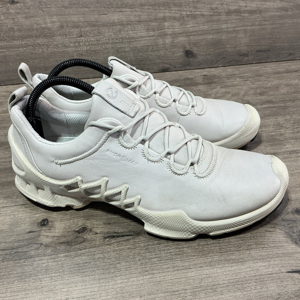 Ecco Yak Leather Golf Shoes Women's Size 10.5 EU 41 Beige Biom Hydromax Sneakers